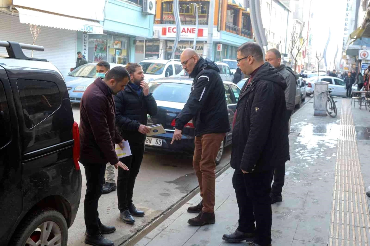 Başkan Vekili Aydın\'dan Yüzbaşıoğlu Caddesi esnafına ziyaret