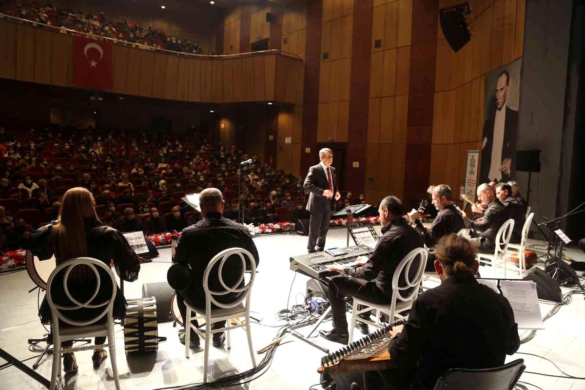 Büyükşehir\'den Türkü gecesi
