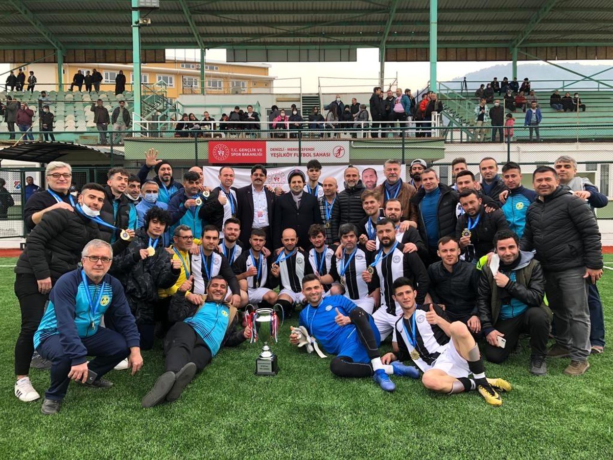 Manisa Sağırspor İşitme Engelliler Futbol Süper Lig\'e yükseldi