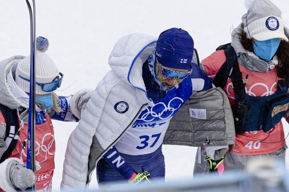 Pekin Olimpiyatları\'nda inanılmaz olay! Yarışan bir kayakçının cinsel organı dondu