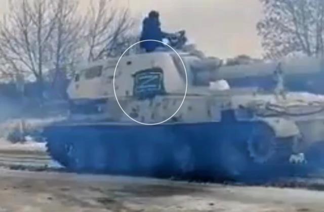 Rusya tanklarındaki gizemli 'Z' işareti dikkati çekti! İşte sınır hattından gelen fotoğraflardaki sır