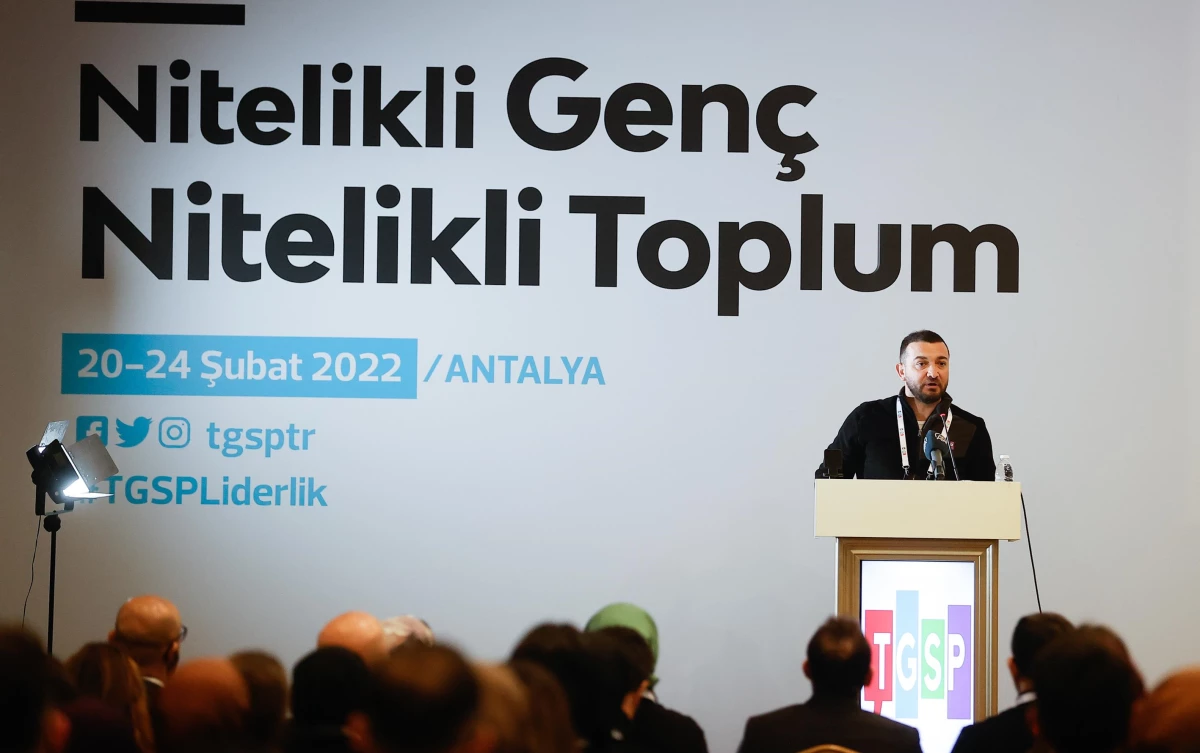Türkiye Gençlik STK\'ları Platformu\'nun "4. Gençlik Liderliği Eğitim Programı" başladı