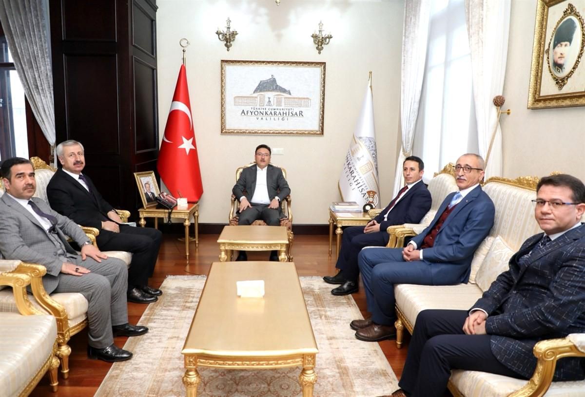 Vali Çiçek: "Afyonkarahisar gelirleri giderlerinden fazla olan bir il"