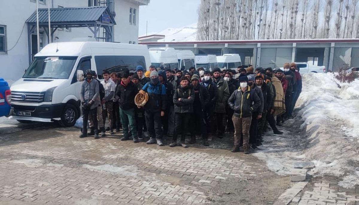 Van\'da 78 düzensiz göçmen yakalandı