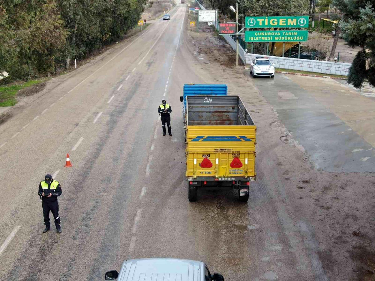 Adana\'da trafik denetimlerinde 257 araç trafikten men edildi