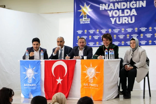 AK Parti Diyarbakır teşkilatı partililerle bir araya geldi