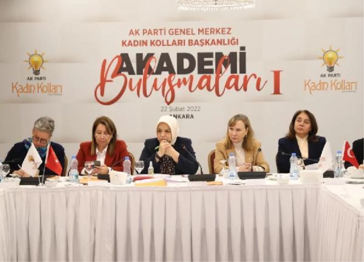 AK Parti Genel Merkez Kadın Kolları Başkanı Keşir "Akademi Buluşmaları"nda konuştu