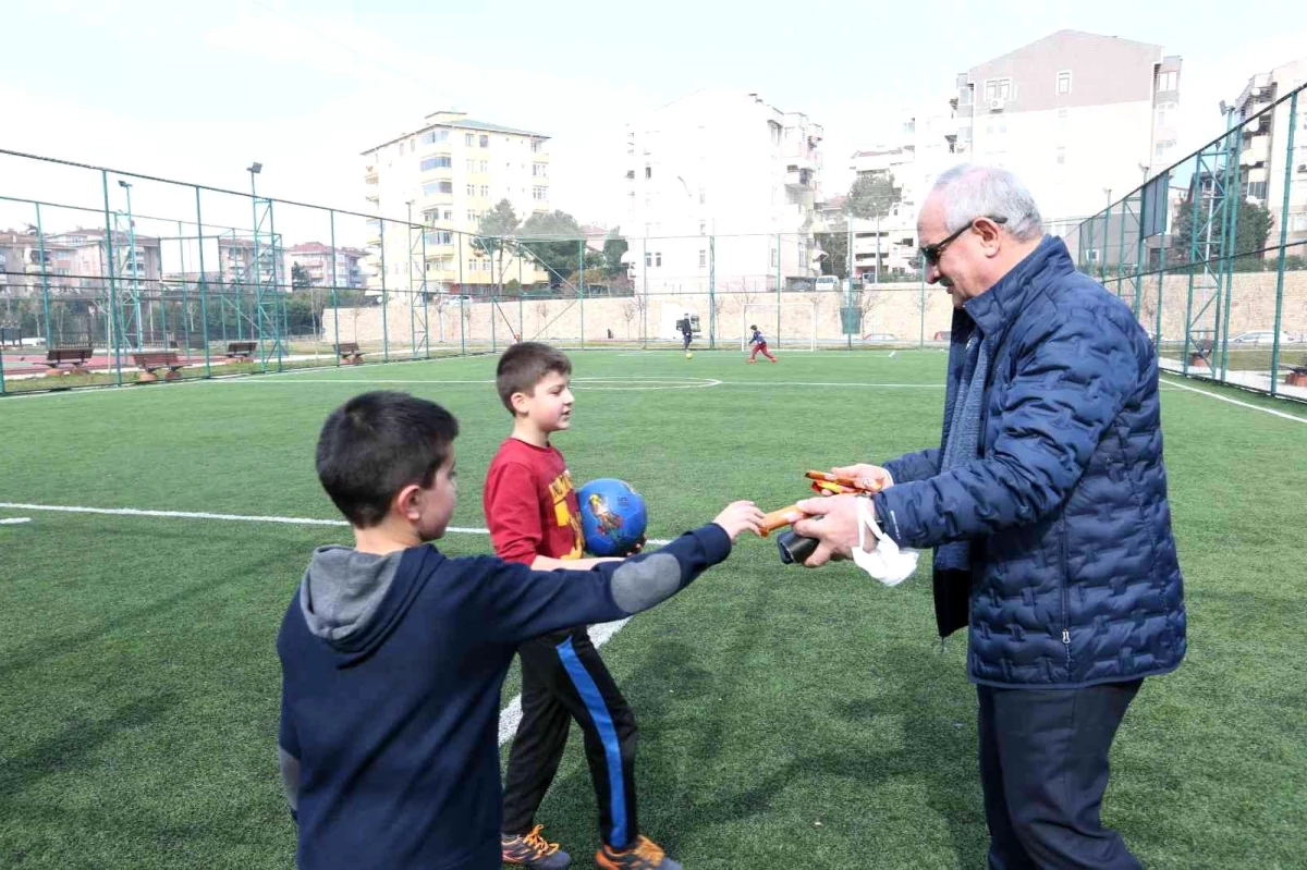 Başkan Aygün, çocuklarla bir araya geldi