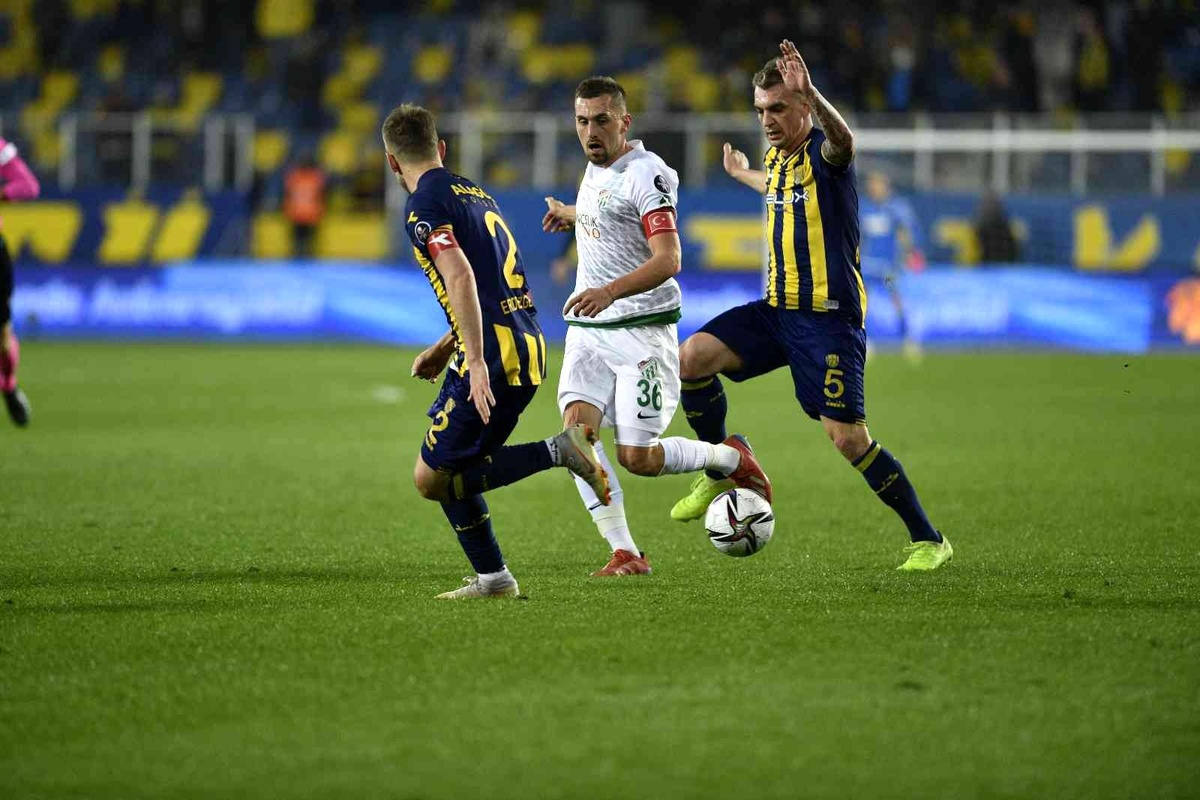 Bursaspor son 10 maçta 1\'den fazla gol atamadı