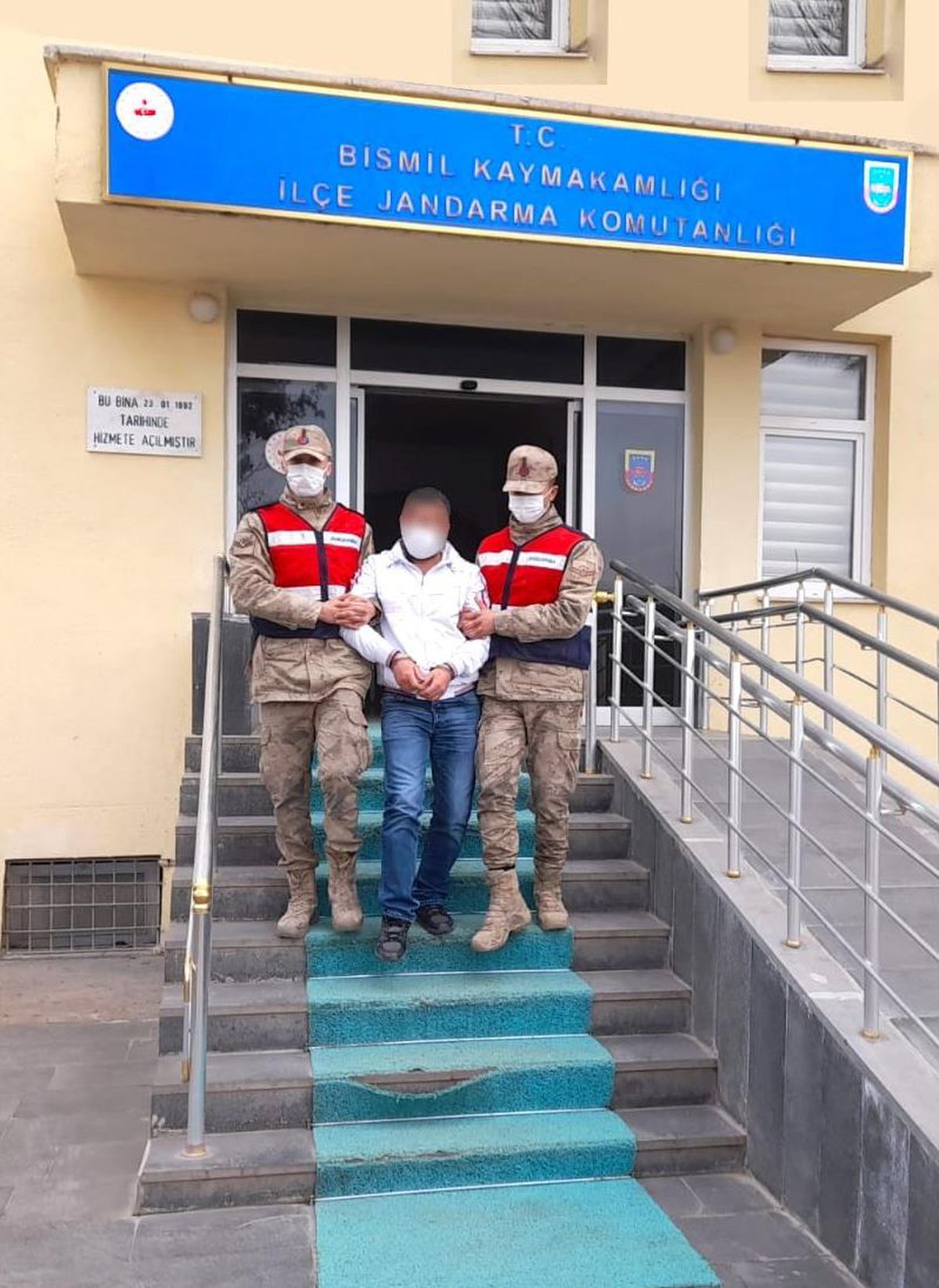 Diyarbakır\'da 15 yıl 7 ay kesinleşmiş hapis cezası bulunan hükümlü yakalandı