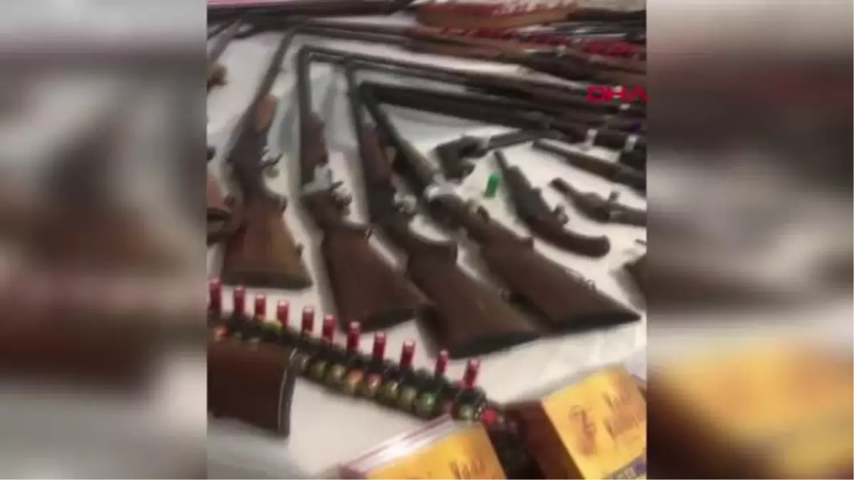 FETÖ ŞÜPHELİSİNİN EVİNDEN CEPHANELİK ÇIKTI