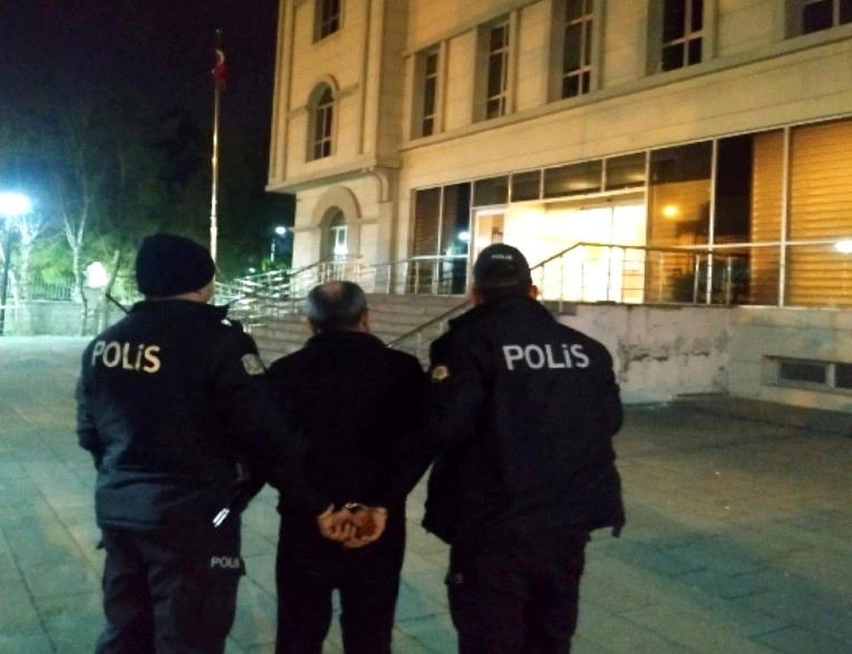 Gaziantep\'te polisten uyuşturucu tacirine suçüstü