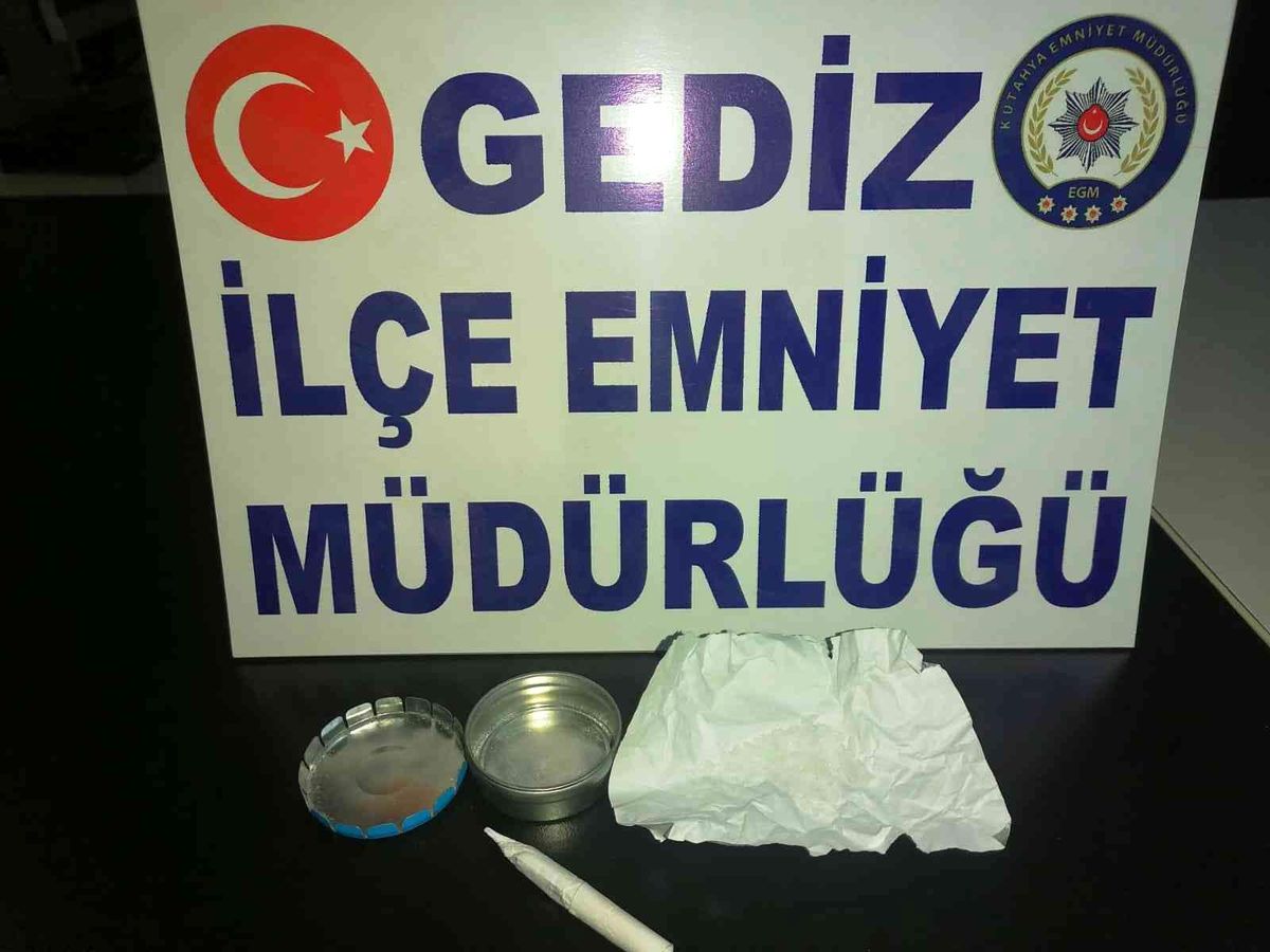 Gediz\'de uyuşturucu ele geçirildi