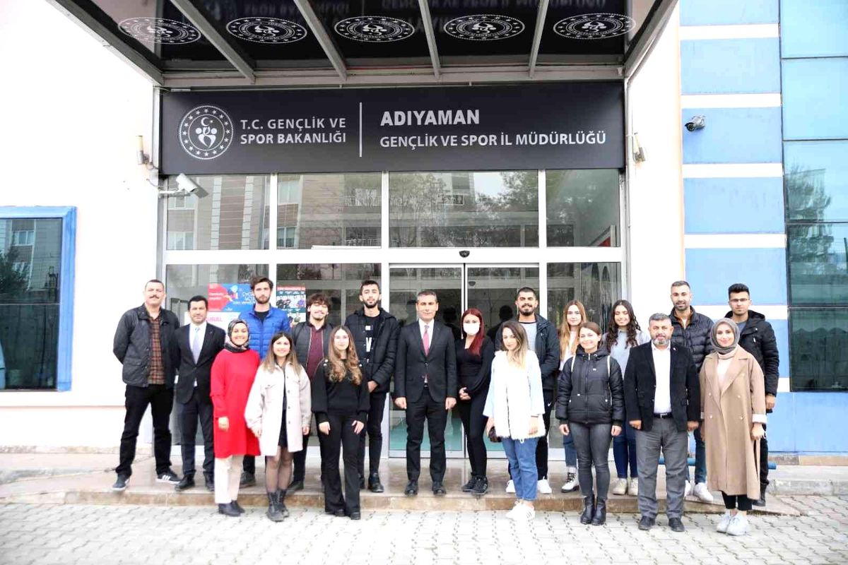 Gençler Avrupa\'ya gidiyor