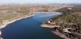 Kar yağışı kuraklığın pençesindeki gölete can suyu oldu