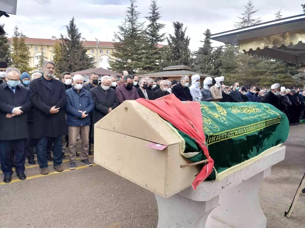 Karabük Üniversitesi Rektörü Polat\'ın acı günü