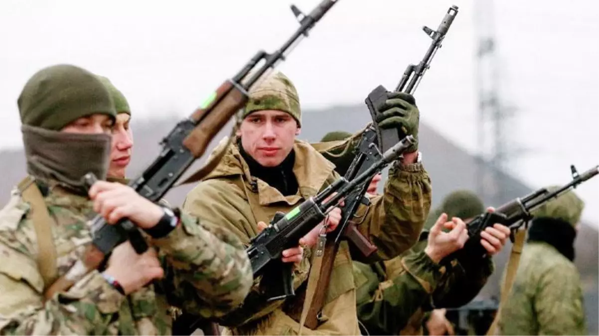 Rusya'nın tanıma kararı sonrası Donbas'taki ayrılıkçılar savaşa hazırlanıyor! Ülkedeki gençleri askere çağırdılar
