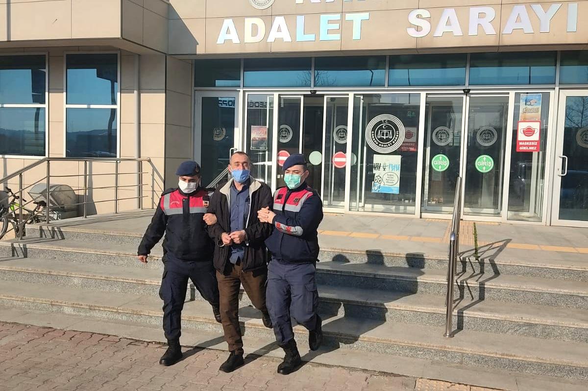 Sakarya\'da cinayetten aranan zanlı tutuklandı