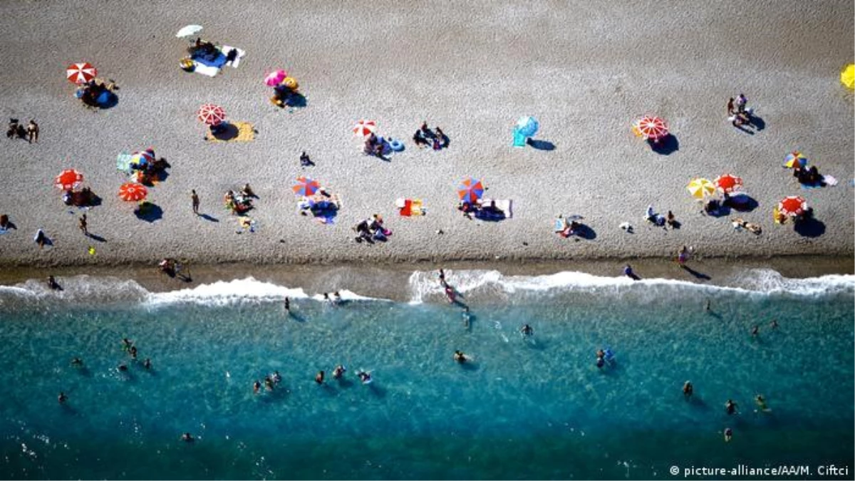 Türkiye\'nin turizm gelirlerinde gözü eski dostlarında