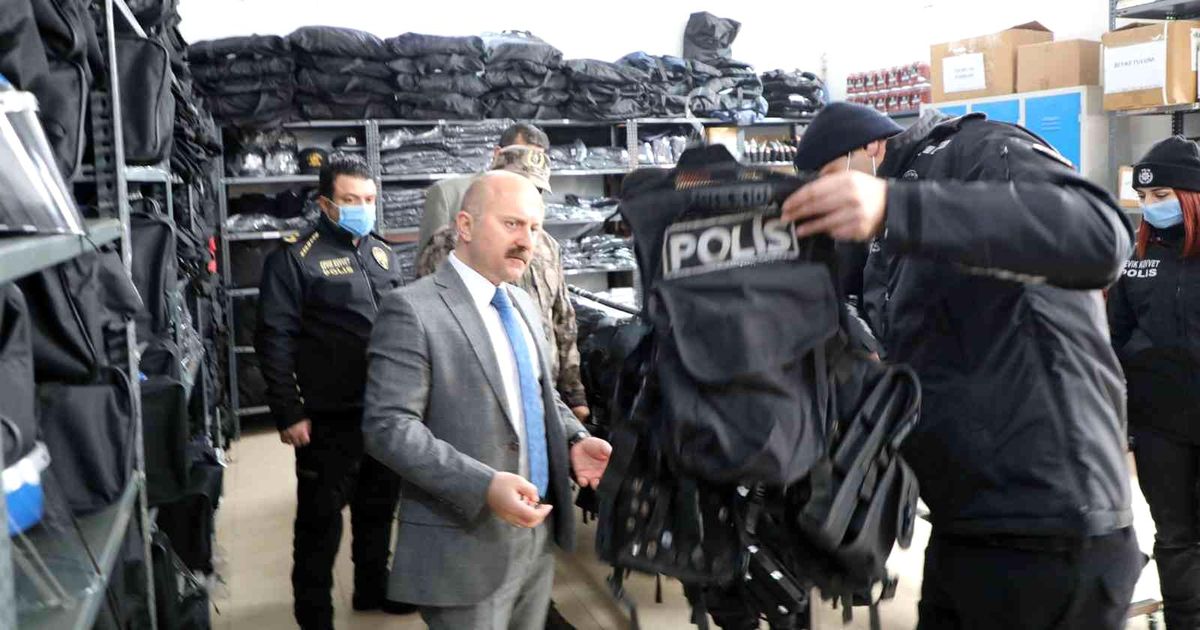Son dakika... Vali Varol, polislerle bir araya geldi