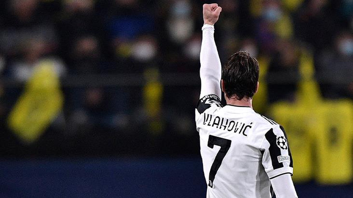 Vlahovic, Juventus formasıyla ilk Şampiyonlar Ligi maçında tarih yazdı!
