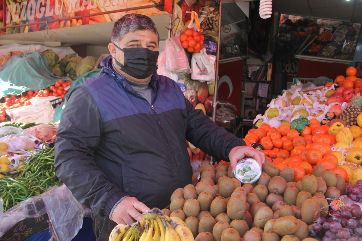 Hamilelerden yoğun ilgi gören eriğin 4 tanesi 50 TL\'ye satılıyor