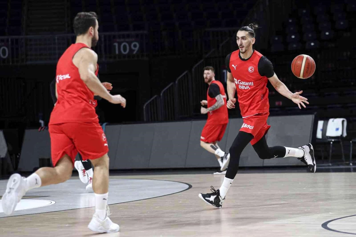 A Milli Erkek Basketbol Takımı, Yunanistan maçı hazırlıklarını sürdürdü