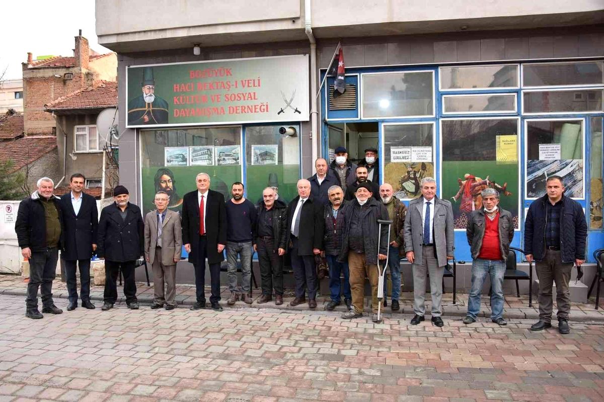 Başkan Bakkalcıoğlu\'ndan Hacı Bektaş Veli Derneği\'ne ziyaret