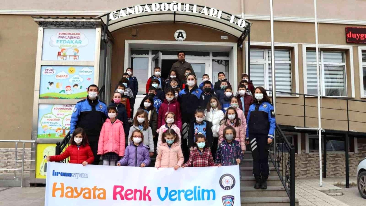"Hayata Renk Verelim Projesi" hız kesmiyor