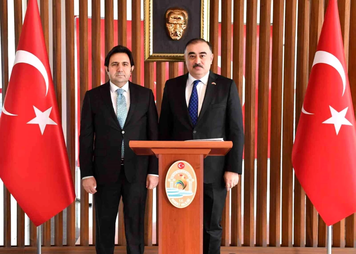 Hocalı Katliamı\'nın yıl dönümünde Azerbaycan Ankara Büyükelçisi Reşad Mammadov, Denizli\'ye geldi