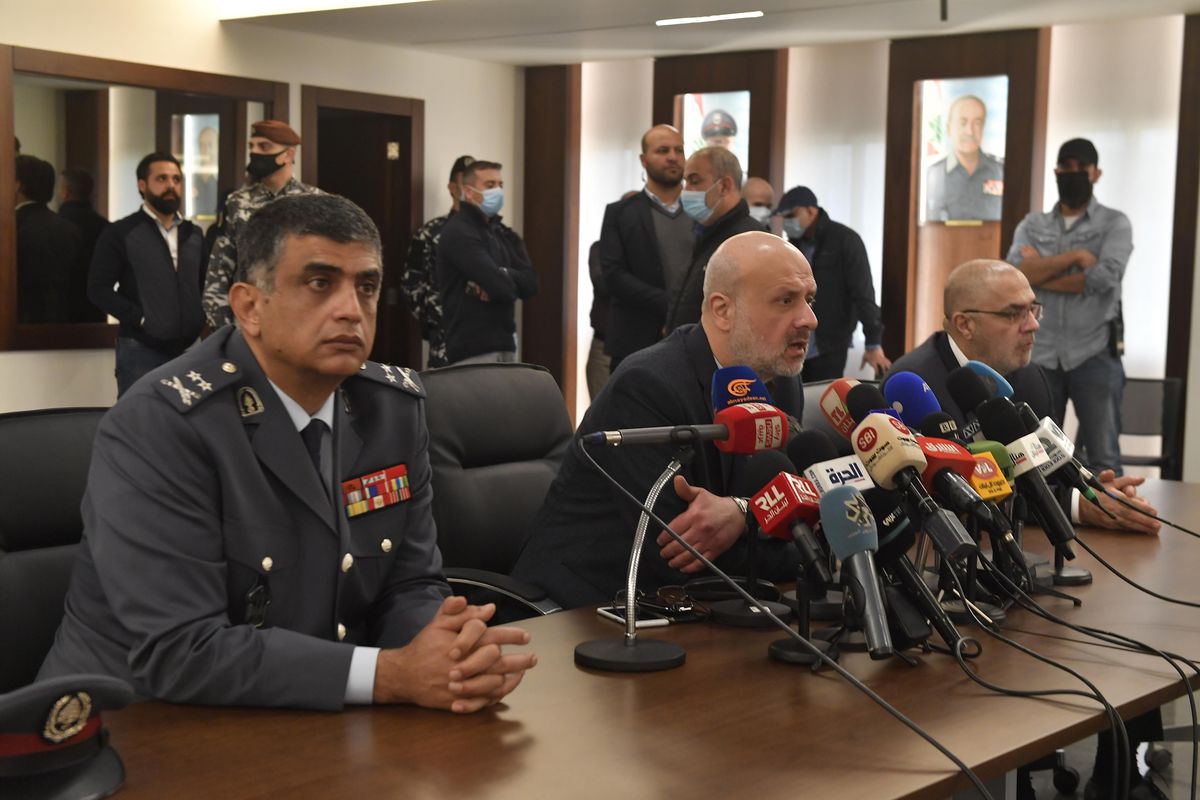 Lübnan\'da intihar saldırıları düzenlemeyi planlayan terörist bir grubun üyeleri gözaltına alındı