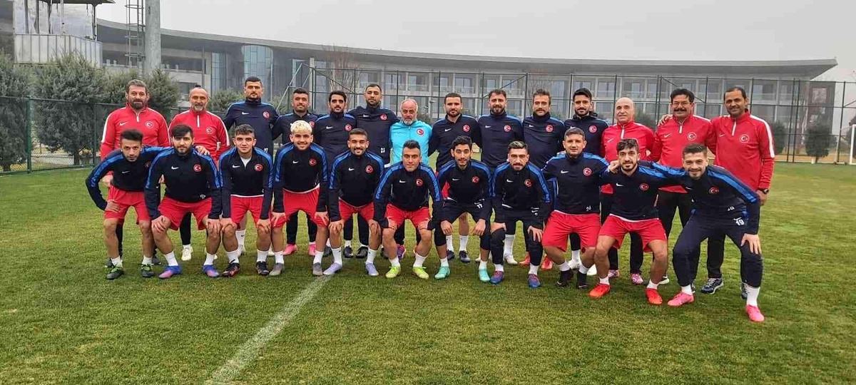 Olimpiyat şampiyonu A Milli Futbol Takımı kampa girdi