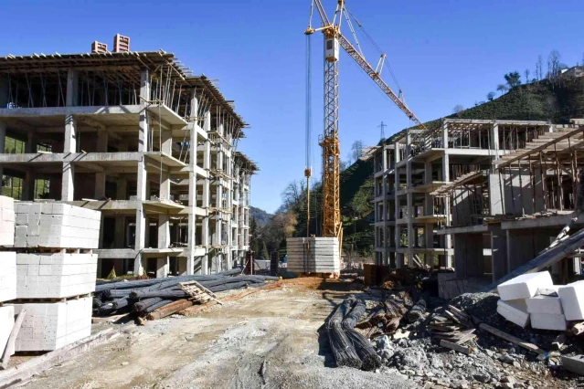 Rize'de afet konutları inşaatı hızla yükseliyor