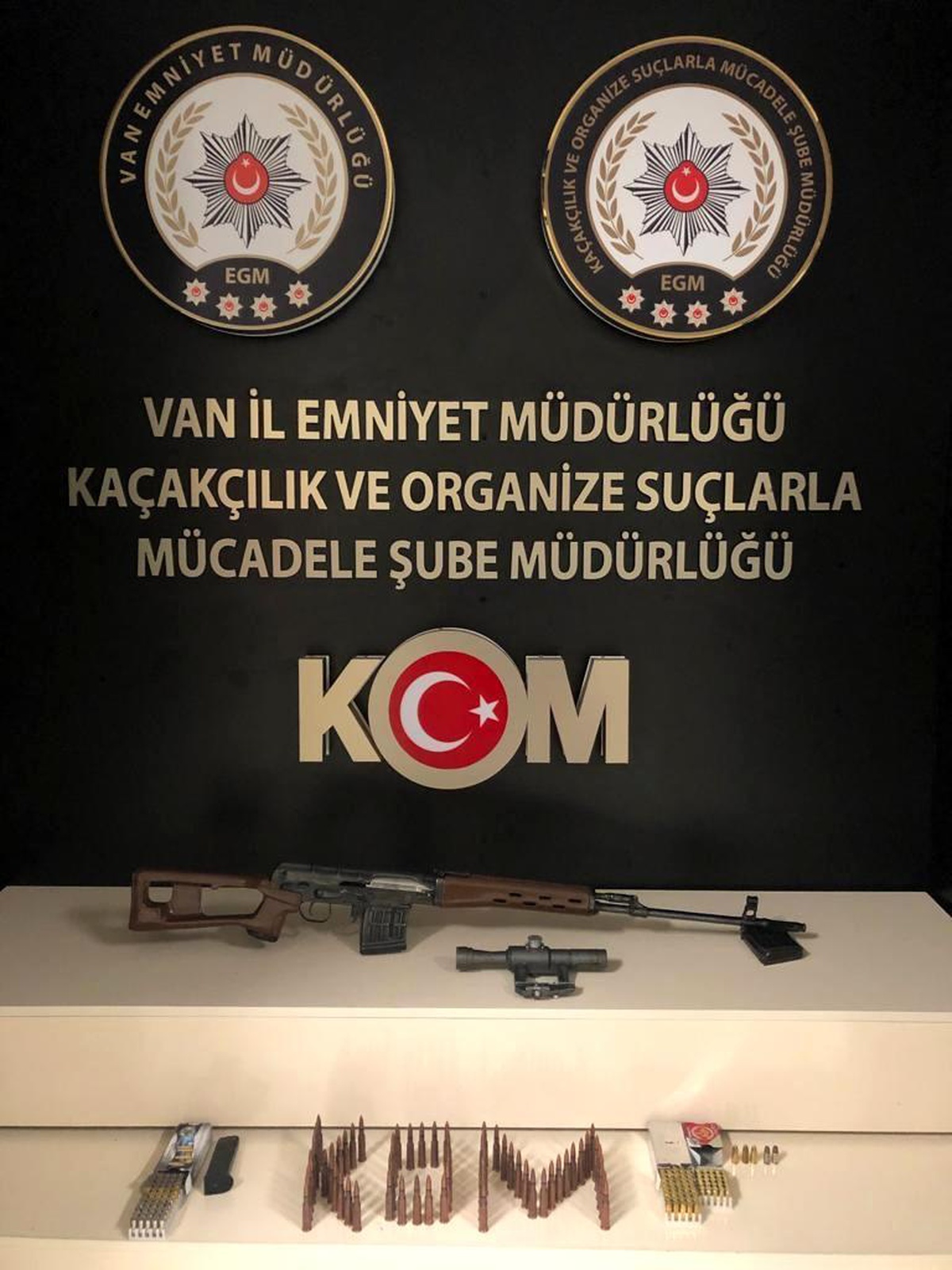 Van\'da keskin nişancı tüfeği ele geçirildi