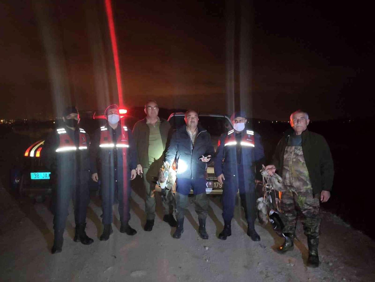 Son dakika haber! Yasa dışı avcılara gece operasyonu