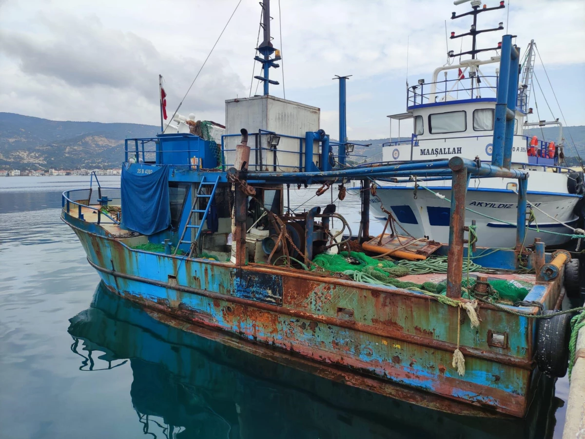 Yunan unsurlarınca ayağından vurulan balıkçı, teknelerinin yakılmaya çalışıldığını iddia etti