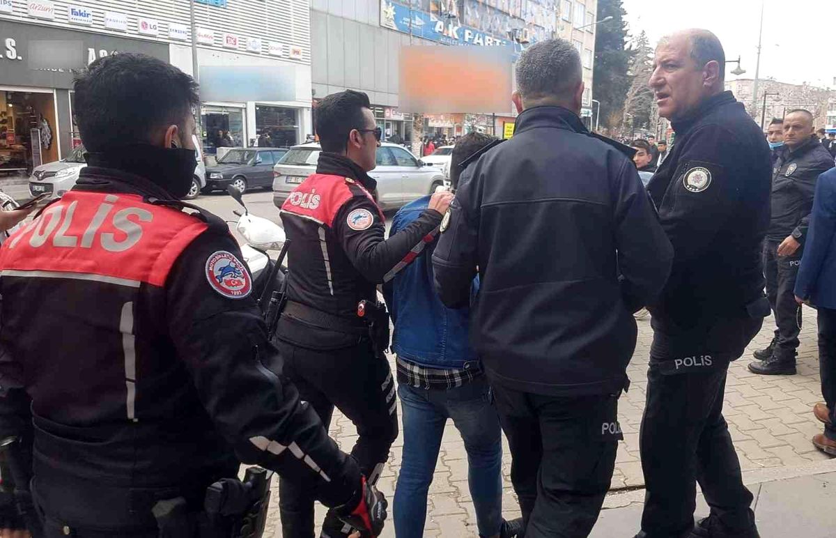 Adıyaman\'da, iki grup arasında kavga