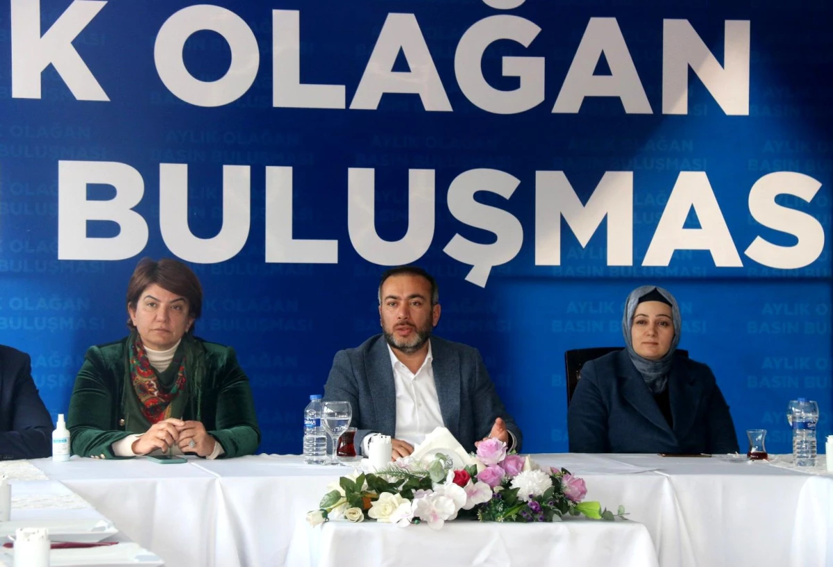 AK Parti Diyarbakır İl Başkanlığı aylık olağan değerlendirme toplantısı yapıldı