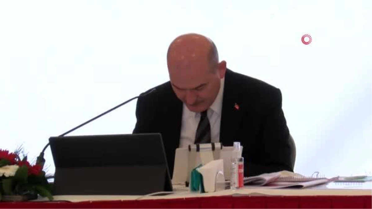 Bakan Soylu, Üniversitelerin Araştırma Merkezleri ve Enstitüleri ile Göç İstişare Toplantısı\'na katıldı