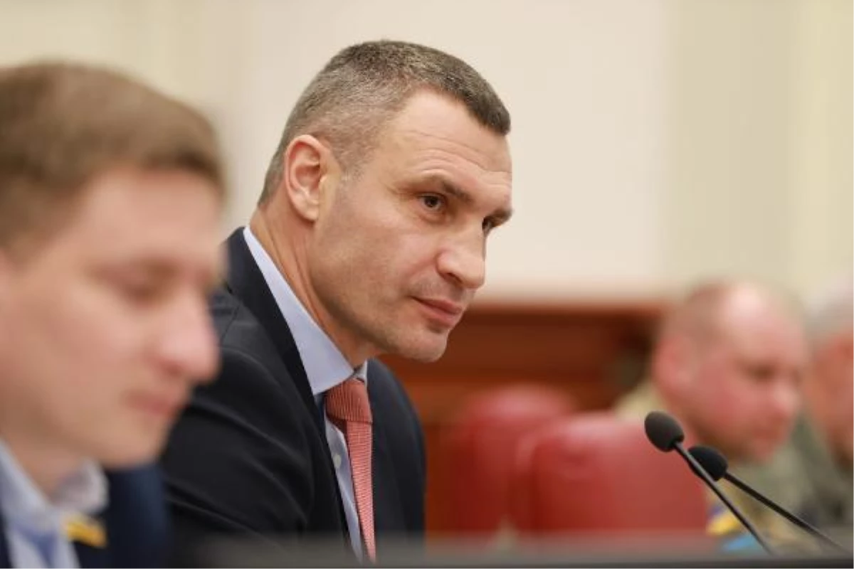 Belediye Başkanı Klitschko Kiev\'de sokağa çıkma yasağı ilan etti