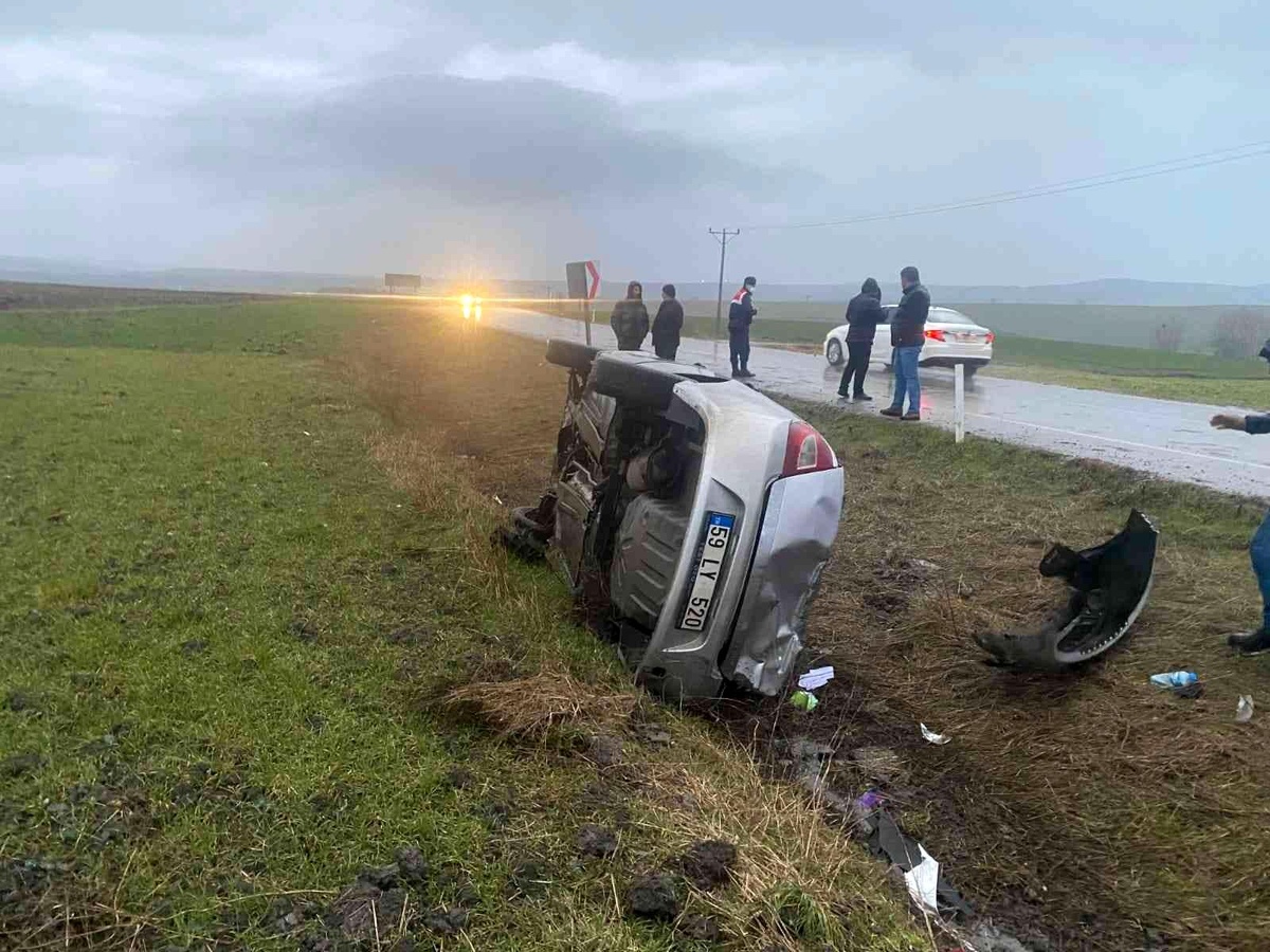 Hayrabolu yolunda otomobil takla attı: 1 yaralı