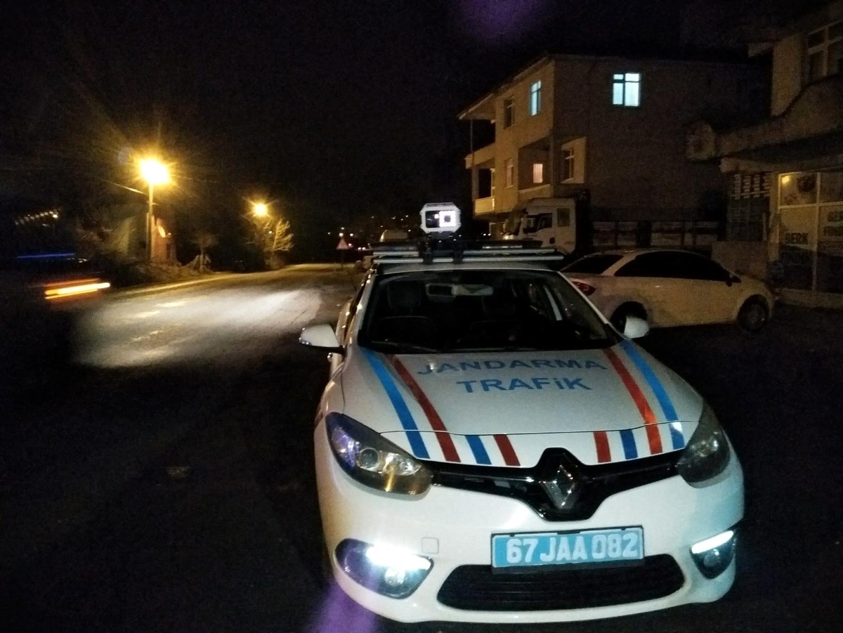 Jandarmadan Yerli ve Milli Radarla hız tespiti denetimi