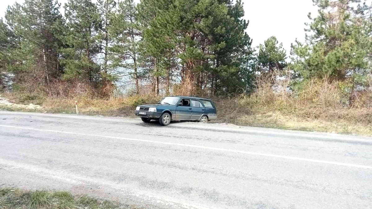 Kastamonu\'da iki otomobil çarpıştı