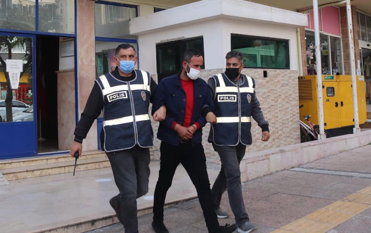 Son Dakika | Mersin'de meyve seralarından hırsızlık iddiasına 2 gözaltı