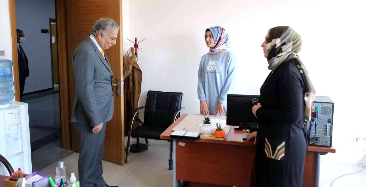 Müdür Gönen, personellerle vedalaştı
