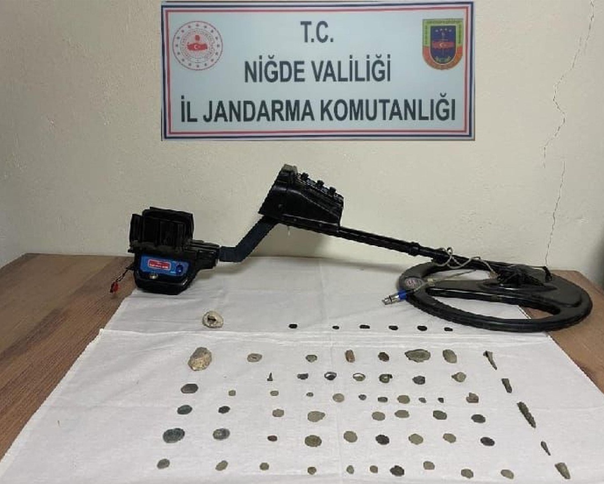 Niğde\'de tarihi eser operasyonunda 3 şüpheli gözaltına alındı