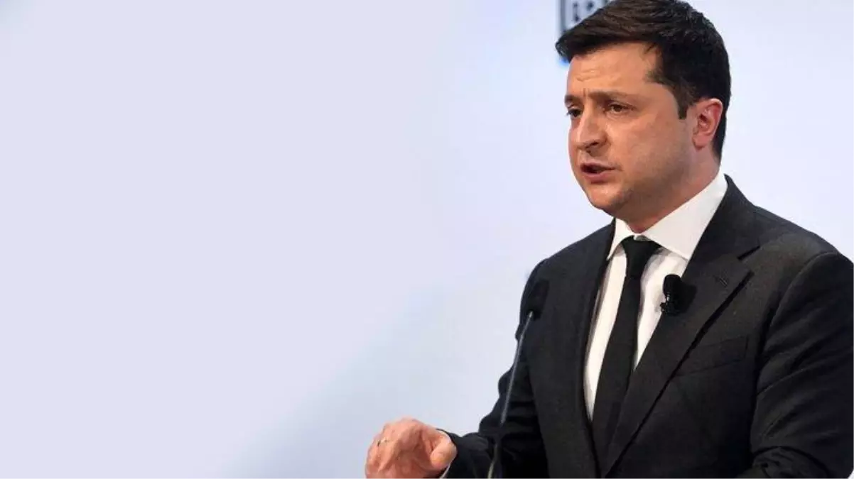 Ukrayna Cumhurbaşkanı Zelenski\'den açıklama: Eli silah tutan her vatandaşa silah verilecek