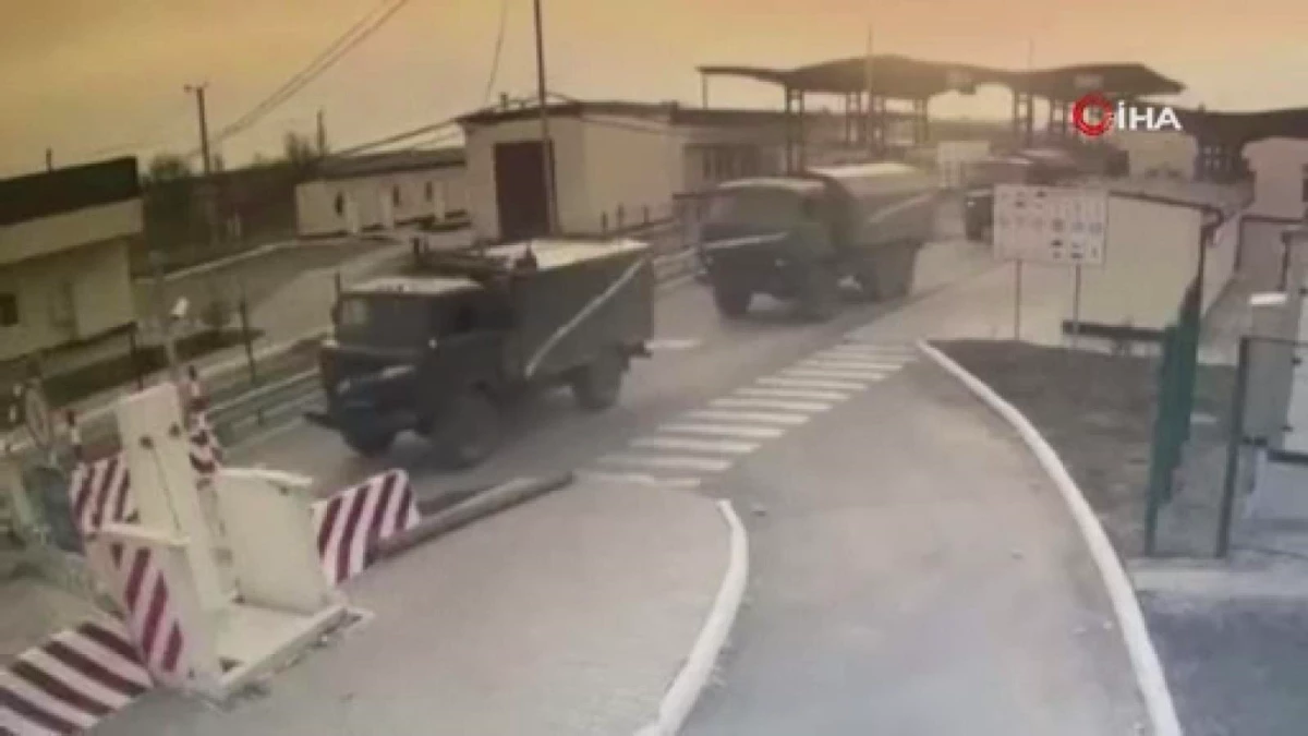 Ukrayna Devlet Sınır Muhafız Teşkilatı: "Rus tankları Luhansk bölgesinde sınırı geçti"