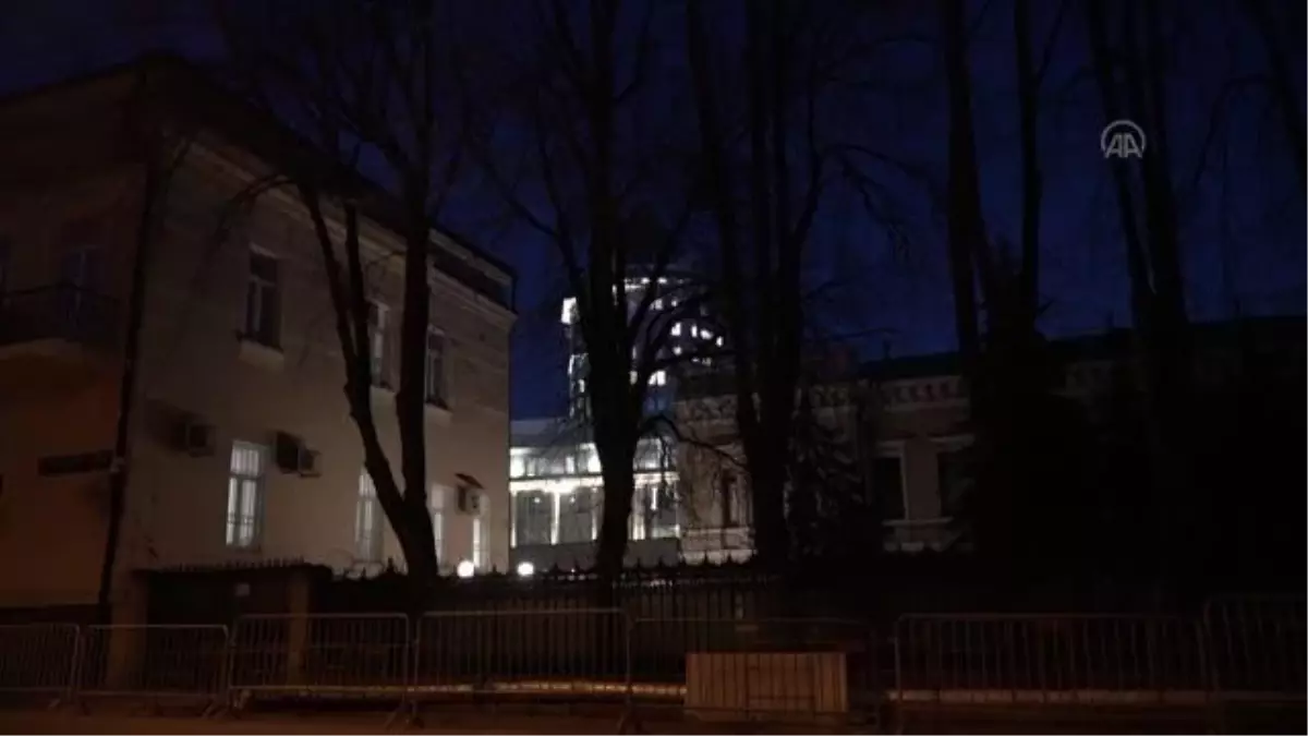 Ukrayna'nın Moskova Büyükelçiliğindeki çalışanların tahliyesine başlandı