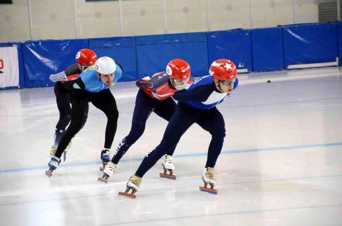 ÜNİLİG\'de Short Track heyecanı